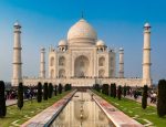 The Top 7 Experiences You Can Have in India with Luxury Gold