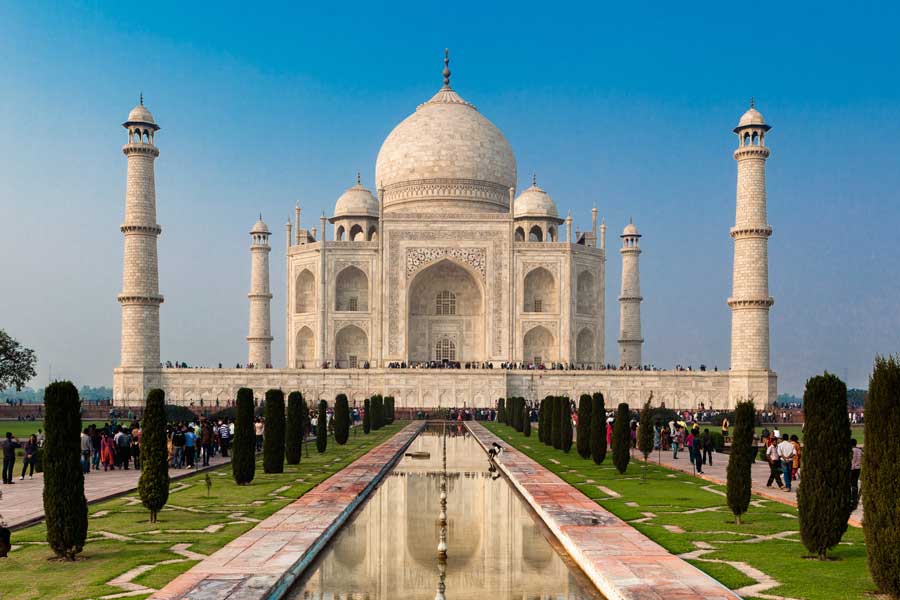 The Top 7 Experiences You Can Have in India with Luxury Gold