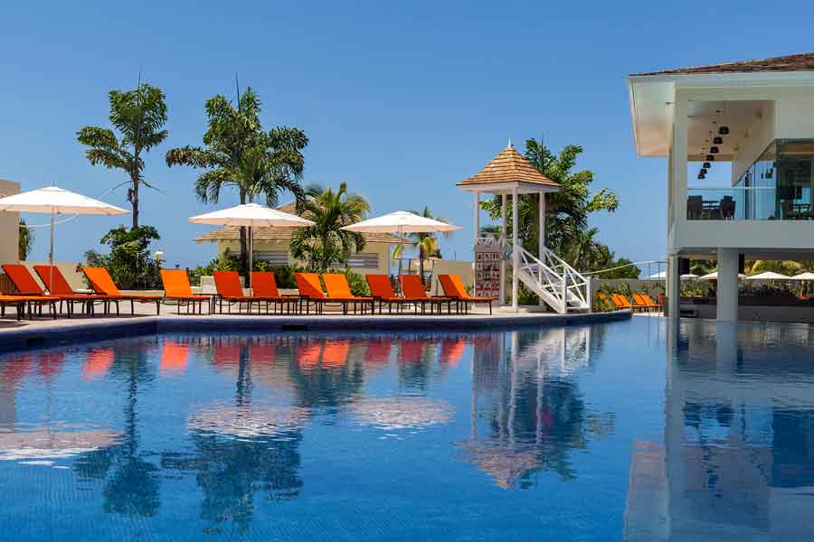 Travel Agent News for Palace Resorts All Inclusive Resorts