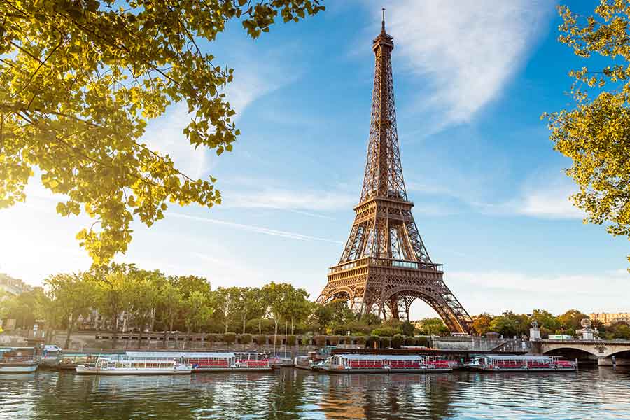 Riviera River Cruises Offers $1,000 Discount or Free Flights for 2022 Departures in France