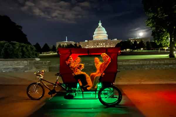 6.-Peddle-Through-Cities-and-See-the-Sights-DC