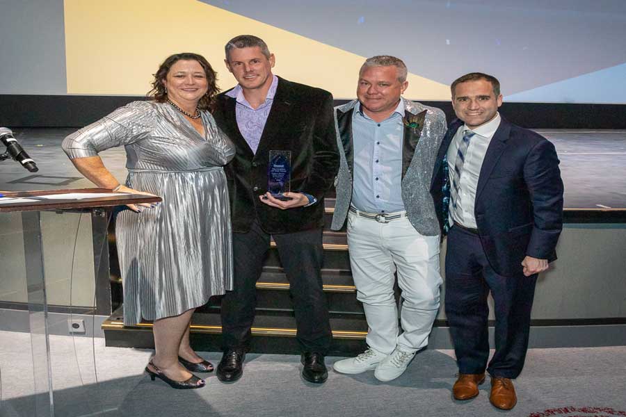 Top Travel Agents Recognized During Awards Ceremony at 2022 Dream Vacations and CruiseOne National Conference