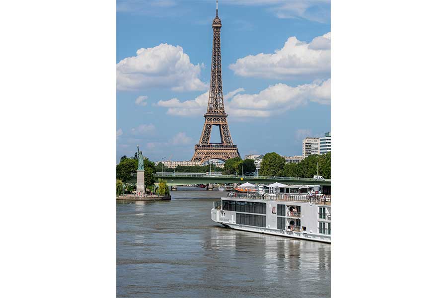 Viking Announces New River Voyage For 2024: “Paris & D-Day 80th Anniversary”