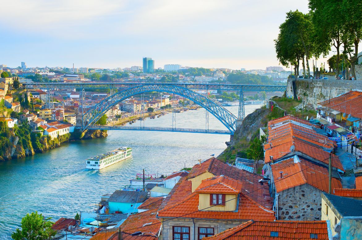 Riviera River Cruises’ Wave Promotions Available Through March