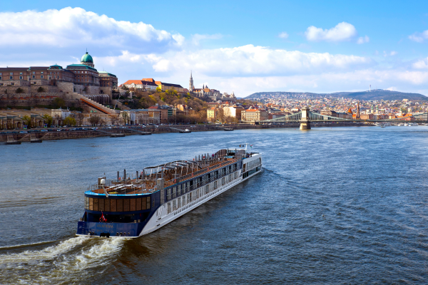 Turn Your Clients onto the Off-Peak Months with AmaWaterways