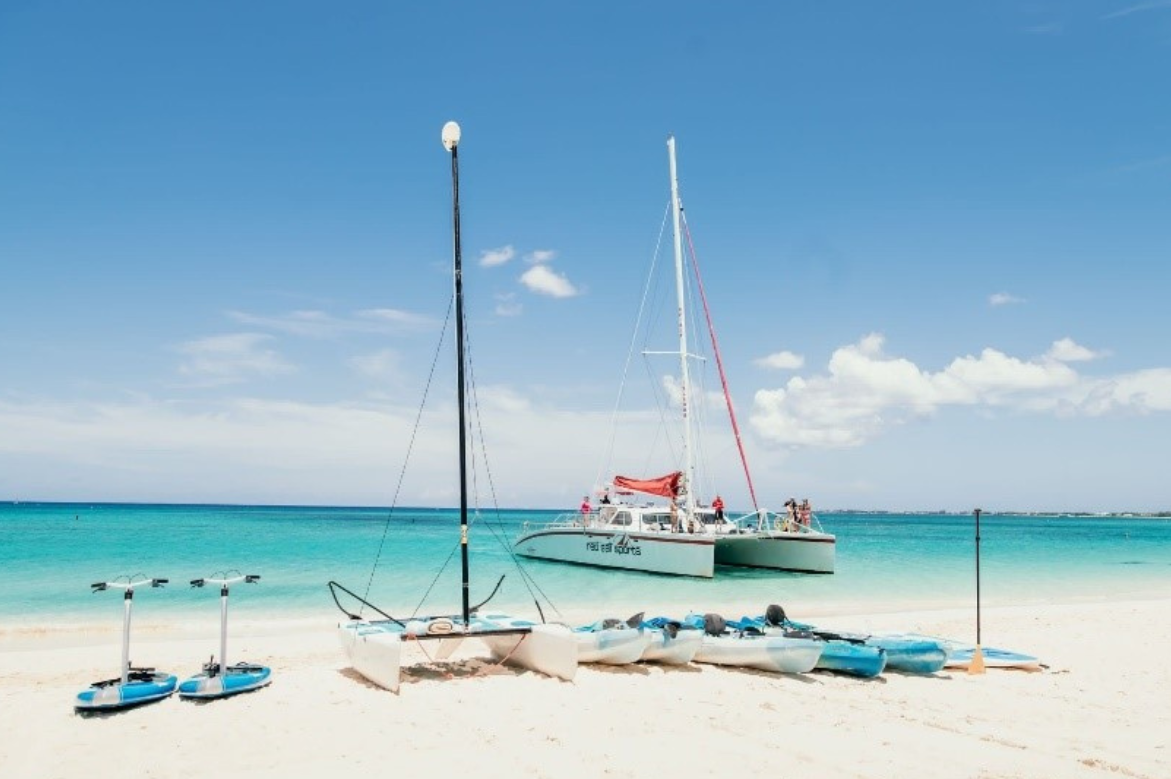 Summer Savings: The Westin Grand Cayman Seven Mile Beach Resort & Spa Now Offering Travel & Watersport Promotions.