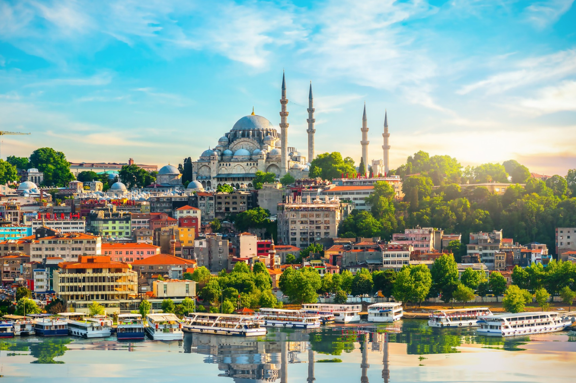 Experts Anticipate Significant Passenger Disruptions Through JFK and Istanbul Airports This Summer