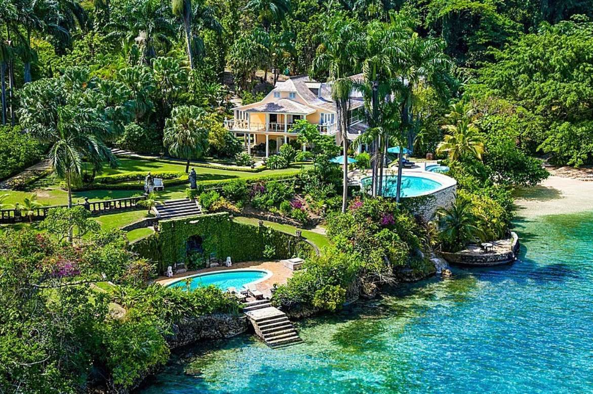 Travel + Leisure Readers Name Villas of Distinction as a Top Luxury Villa Rental Company in 2024