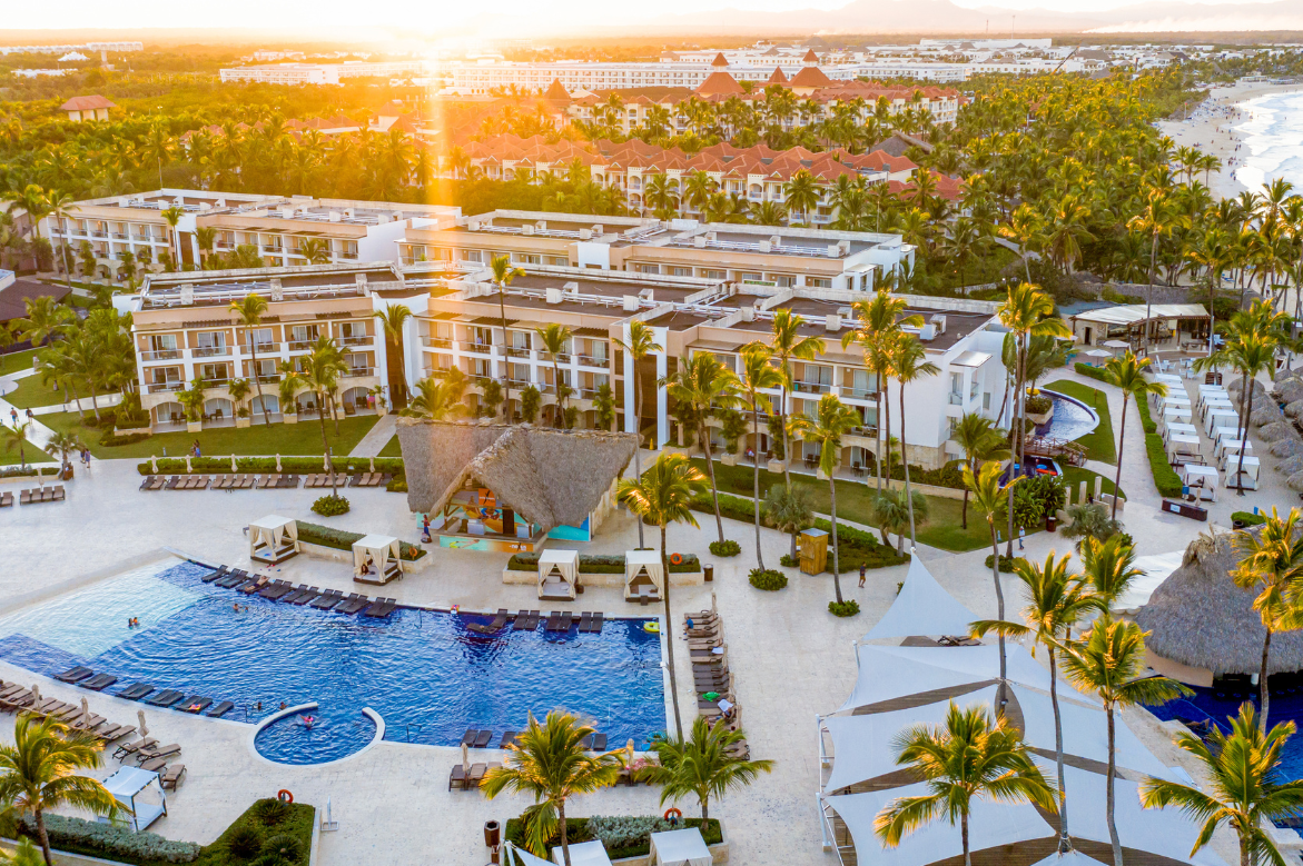 Blue Diamond Resorts’ Butler Program Pioneers Personalized Guest Experiences