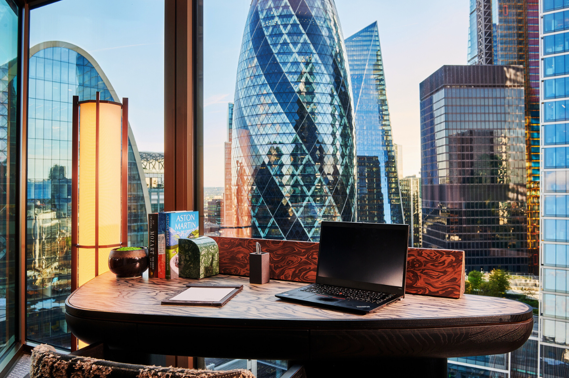 Pan Pacific London Unveils Newly Renovated Suites Spotlighting Flair & Functionality