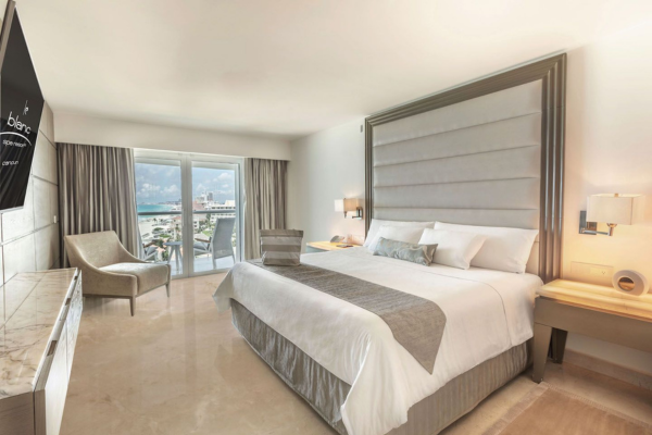 Ultimate All-Inclusive Presents: A Journey Through Palace Resorts -Written By: Geoff Millar, Owner – Ultimate All Inclusive Travel