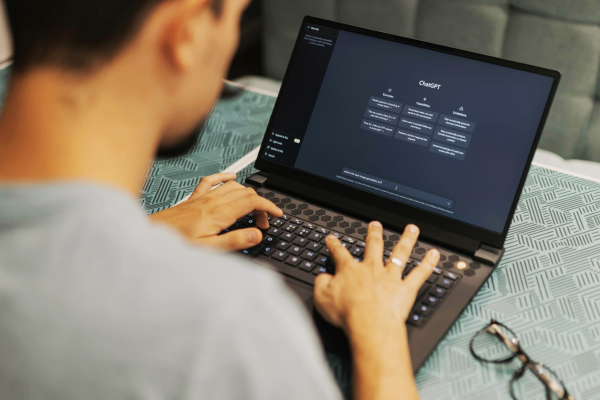 How Travel Agents Can Stay Relevant in the Age of AI - Written By: Tom Ogg, Co-Founder and Co-Owner - Travel Professional NEWS