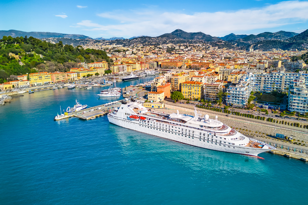 Windstar Cruises Adds Complimentary All-Inclusive “Travel is Better When You’re All In” Upgrade For 2025/2026 Sailings 