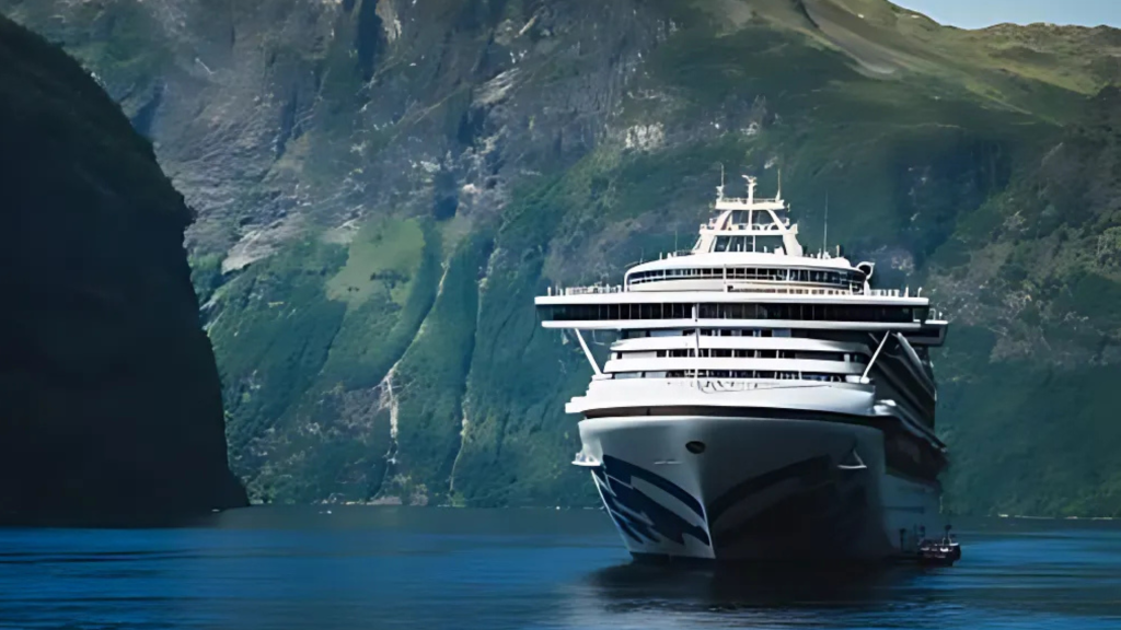 Not Just Flights! 5 Types of Travel You Can Book as a Travel Advisor -Contributed by: Travel Edge Network