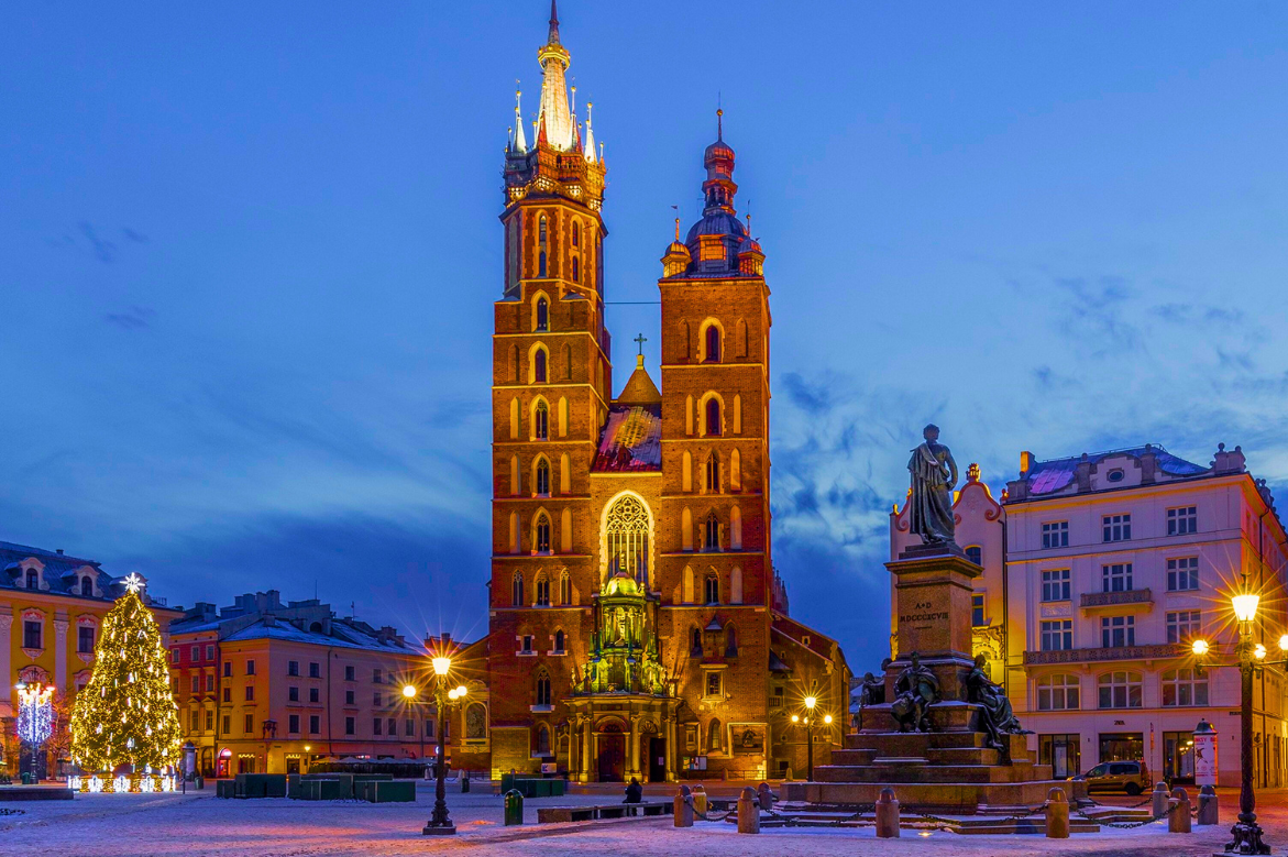 Sky Vacations Partners with Polish Tourism Organization to Spotlight Poland