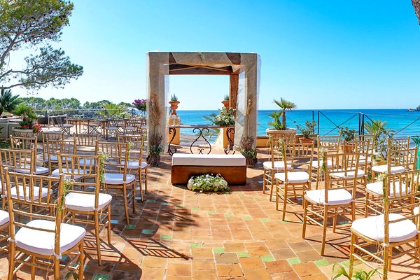 Oceanfront wedding terrace at Secrets Mallorca Villamil