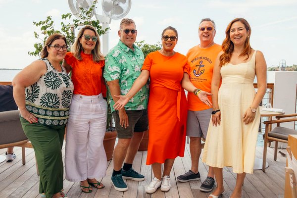 Cruise Planners franchise owners on a FAM trip with Travel Weekly and Debra Lee, Director, U.S., Canada and Cruise Niche, Travel Industry Sales
