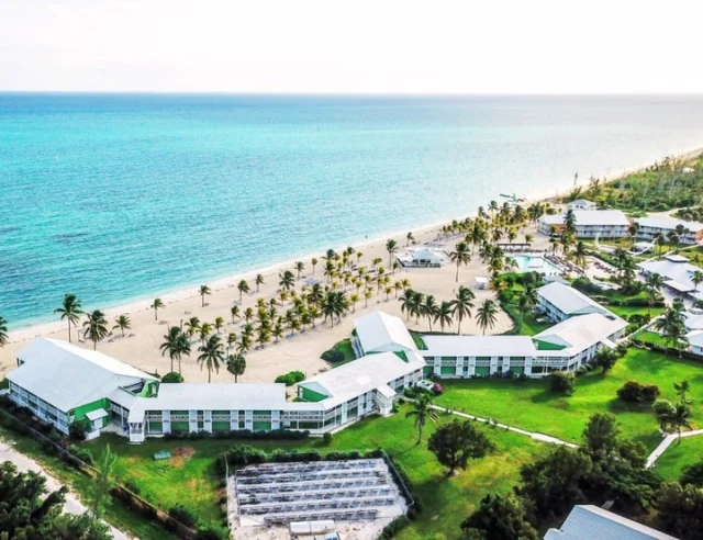 🌊🏝️ Exciting news for dive enthusiasts and sports lovers! Viva Fortuna Beach by Wyndham is making waves with the return of their signature Dive Weeks in 2025 on Grand Bahama Island! But that's not all – they're also expanding their commitment to sports tourism and community engagement. Get ready for an unforgettable underwater adventure and so much more! Please see the link in our bio to read the full article 🔗 #DiveWeeks2025 #GrandBahamaIsland #VivaFortuna #AllInclusiveResort #SportsToursim #TravelAgents #TravelNews #UnderwaterAdventure