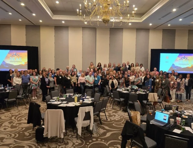 🌟 Exciting news! Travel Leaders Network's Spring Regionals were a massive success, with nearly 400 travel advisors and 135+ preferred supplier partners coming together in 4 major US cities! This incredible turnout shows the industry's dedication to growth and connection. Please see the link in our bio to read the full article 🔗 #TravelLeaders #TravelIndustry #NetworkingEvents #TravelAdvisors #ProfessionalDevelopment #TravelNews